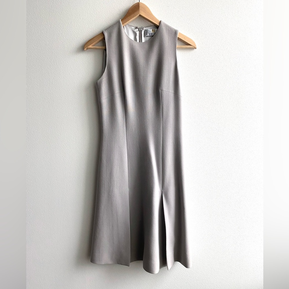 Givenchy Couture Gray Sleeveless Shift Dress